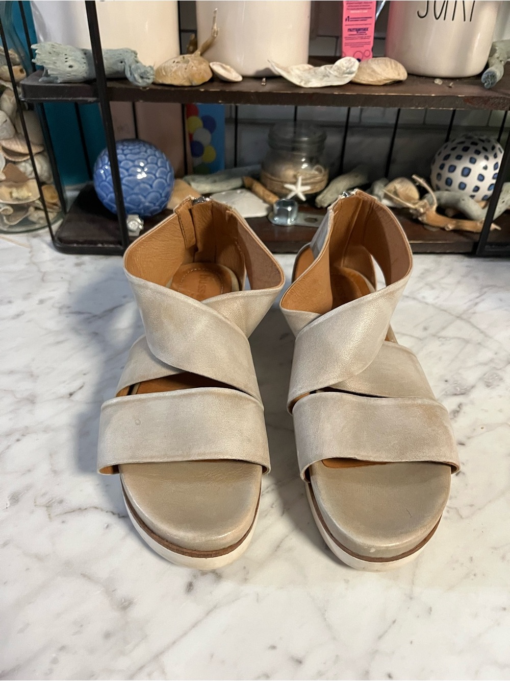 bussola Peggy Beige Crisscross Sandals size 40 View 2